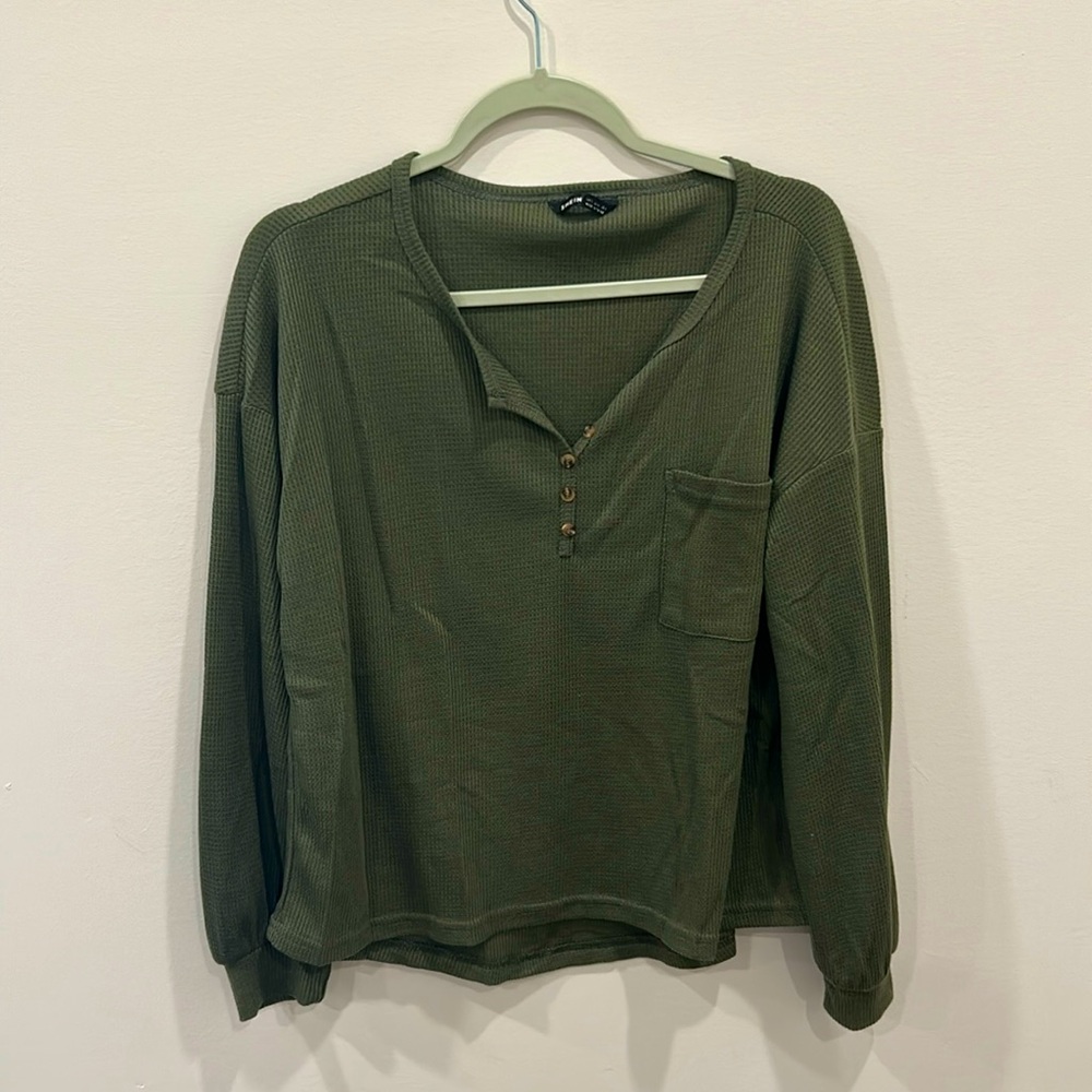 Long sleeve tops